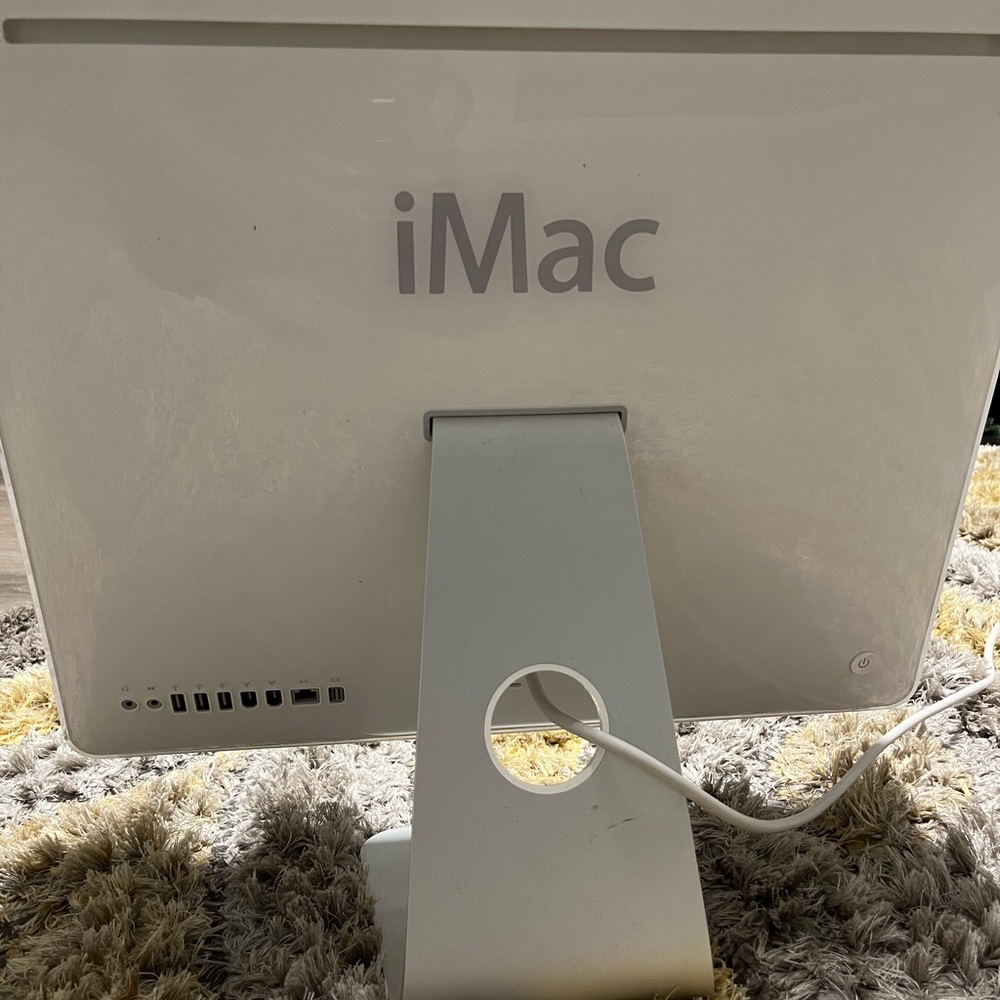 Apple iMac A1200 24" Desktop - MA456LL/A (September, 2006)